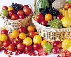 夏季吃水果的學問 十點是個黃金時間段，新鮮蔬菜的健康搭配